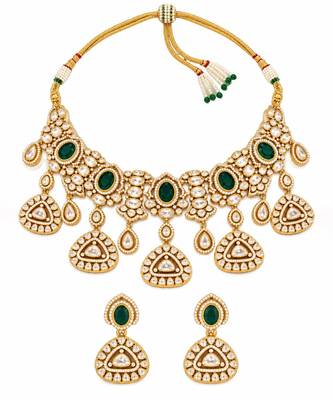 Gold plated emerald green kundan statement necklace set 2