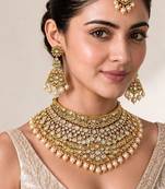 Gold plated pearl kundan necklace set with maang tikka