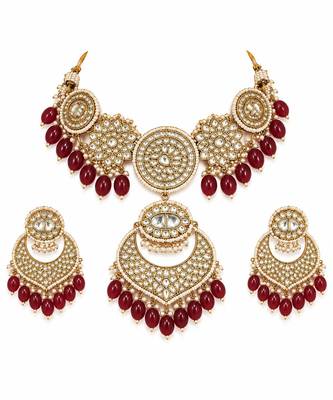 Gold plated kundan choker necklace set with chandbali earrings 2