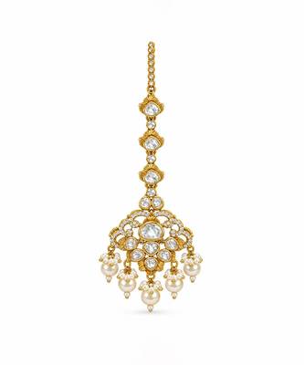 Gold plated pearl kundan necklace set with maang tikka 5