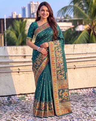 Women's zari woven kashmiri pashmina silk traditional saree with blouse 1