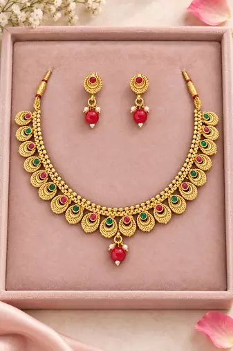 Gold-plated necklace set in multicolor - traditional style