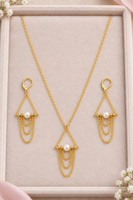 Gold-plated necklace set in golden - designer style 2