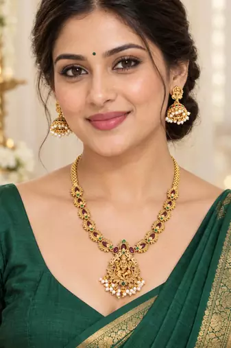 Gold-plated necklace set in multicolor - traditional style