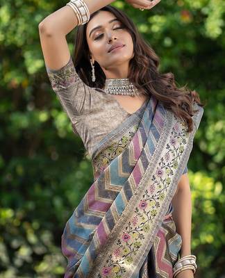 Blue printed jacquard zari organza leheriya saree 4