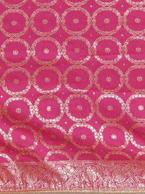 Pink ethnic motifs zari bandhani saree 4