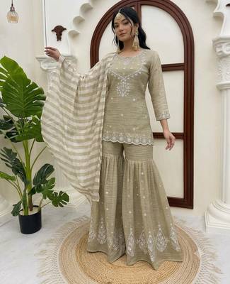 designer thread with sequence work sharara suit 1