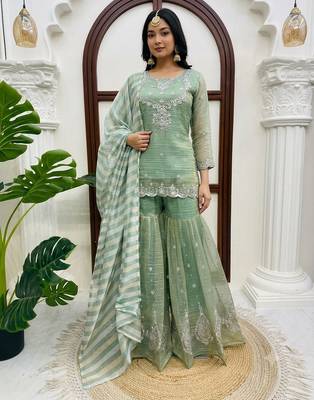 designer thread with sequence work sharara suit 1