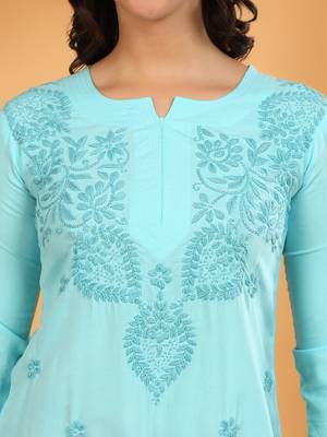 Women sky blue ethnic motifs embroidered lucknowi chikankari a-line short kurtis 4