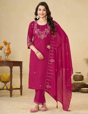 Pink embroidery thread work kurta pant dupatta for women 1