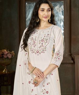 Designer embroidery thread work kurta pant dupatta for women 2