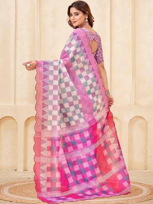 Pink geometric printed silk cotton saree with blouse 4