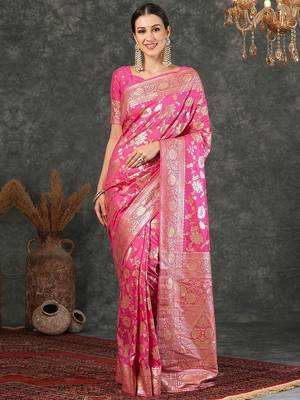 Pink women printed jacquard saree 1