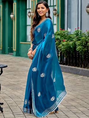 Blue ethnic motifs embroidered saree 3
