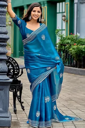 Blue ethnic motifs embroidered saree
