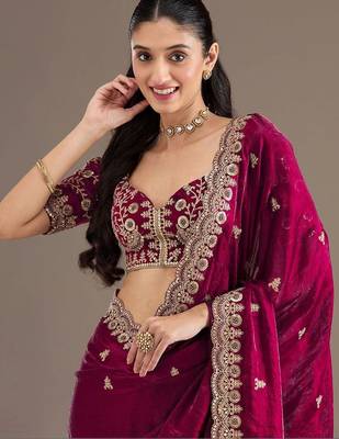 Magenta tissue sequence embroidered saree with heavy work blouse piece 2