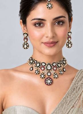 Gold plated ruby red moissanite polki choker necklace set with maang tikka 1