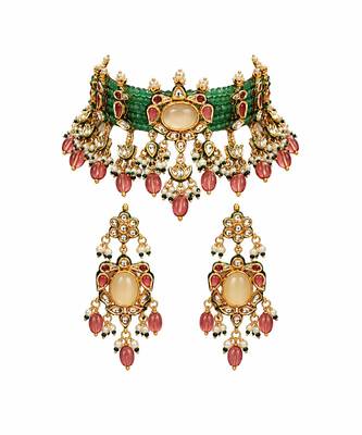 Gold plated kundan beaded choker with drop earrings 2