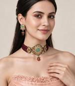 Gold plated kundan hexagon choker with drop earrings