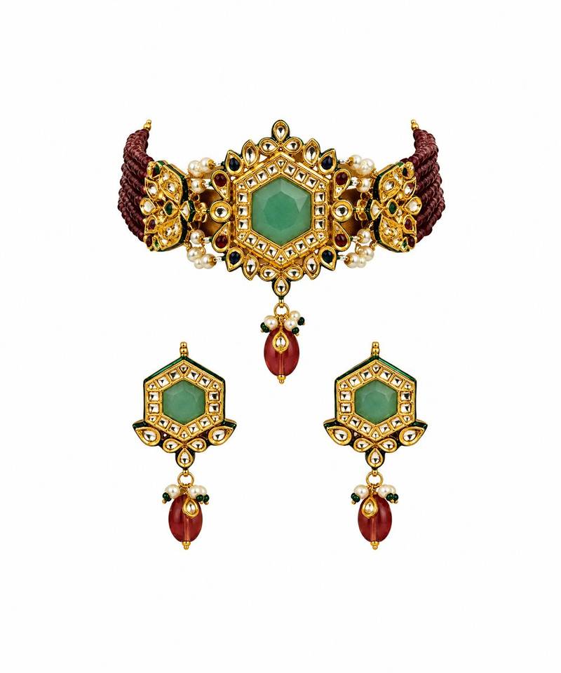 Gold plated kundan hexagon choker with drop earrings
