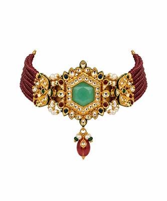 Gold plated kundan hexagon choker with drop earrings 3