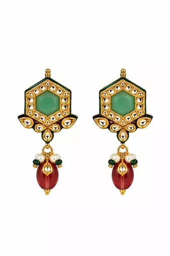 Gold plated kundan hexagon choker with drop earrings