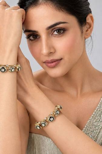 Gold plated emerald green moissanite polki bangle set