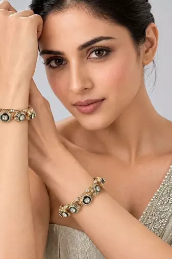 Gold plated emerald green moissanite polki bangle set