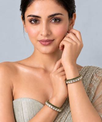 Gold plated emerald green edge moissanite polki bangles 1