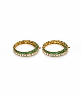 Gold plated emerald green edge moissanite polki bangles 2