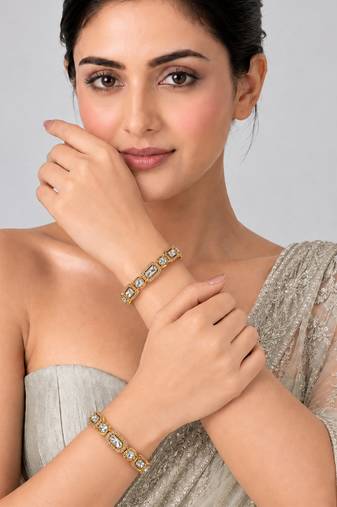 Gold plated oval moissanite polki bangles