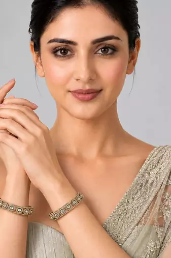 Gold plated round motif moissanite polki bangles