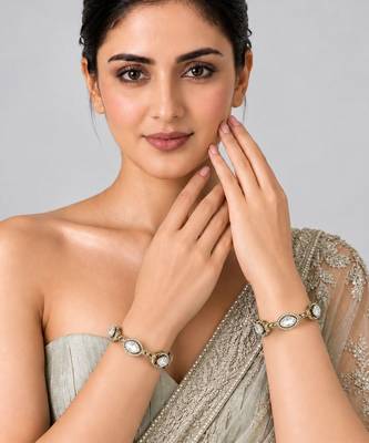 Gold plated oval moissanite polki statement bangles 1