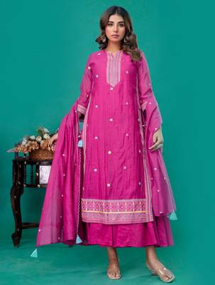 Fuschia embroidered gown dupatta set of 2 4