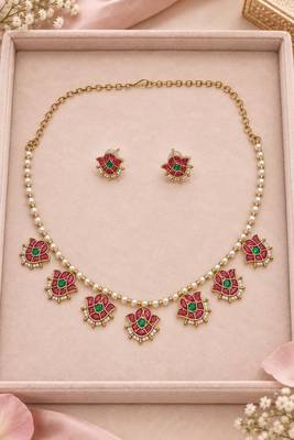 Gold-tone pearl necklace set with pink and green floral motifs 2