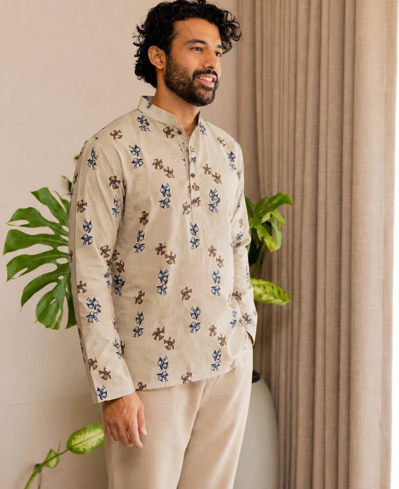 Grey color smart and ethnic swiss linen fabric fetive printed short kurta for men's trendy looks