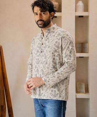 Off white color smart and ethnic swiss linen fabric fetive printed short kurta for men's trendy looks 3