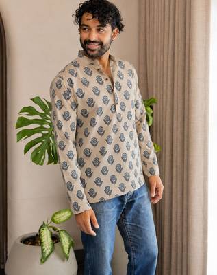 Grey color smart and ethnic swiss linen fabric fetive printed short kurta for men's trendy looks 4