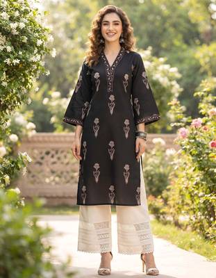 Black  pure cotton printed kurti for women 1