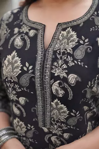 Black  pure cotton printed kurti for women