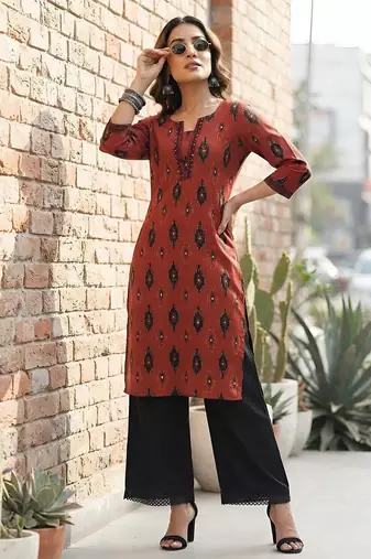 Maroon  pure cotton printed kurti for women