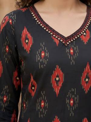 Black  pure cotton printed kurti for women 3