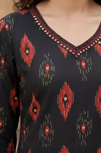 Black  pure cotton printed kurti for women