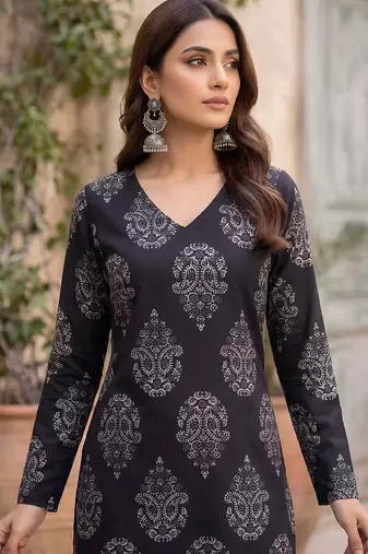 Black  pure cotton printed kurti for women