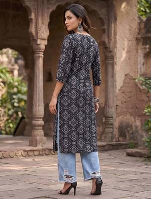 Black  pure cotton printed kurti for women 4