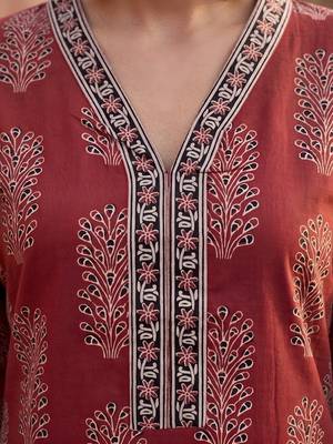 Maroon  pure cotton printed kurti for women 2