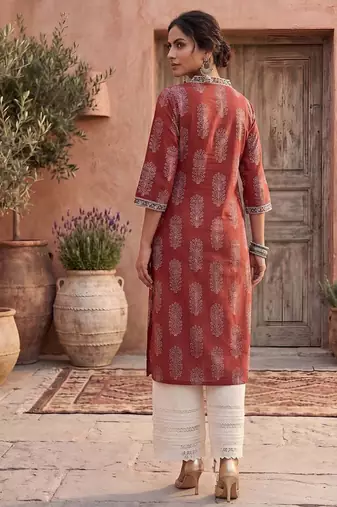 Maroon  pure cotton printed kurti for women