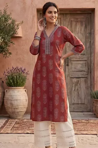 Maroon  pure cotton printed kurti for women