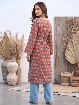 Maroon  pure cotton printed kurti for women 2