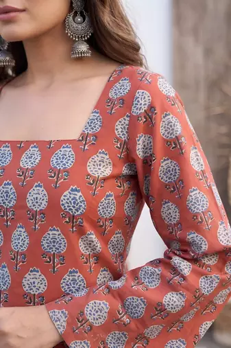 Maroon  pure cotton printed kurti for women